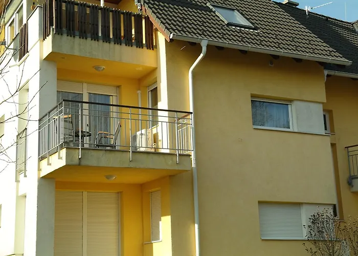 Aramis 3 Apartments