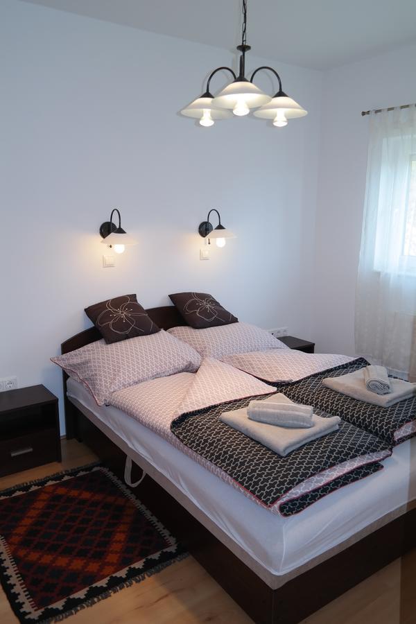 Aramis 3 Apartment